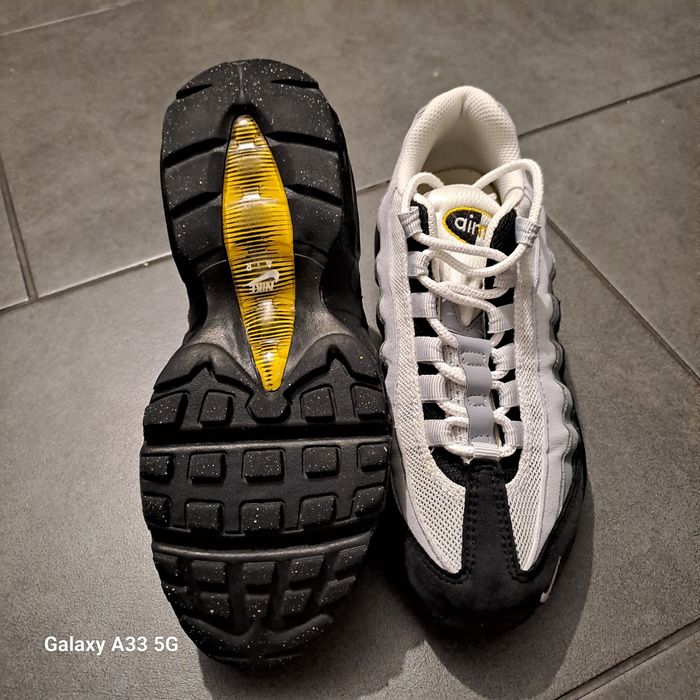 Adidasi Nike air max 95 mărimea 36