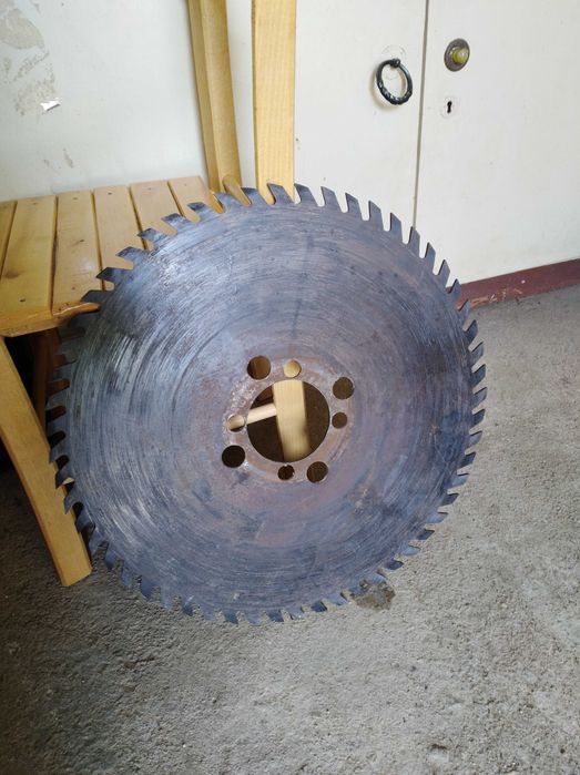 Продавам диск за циркуляр