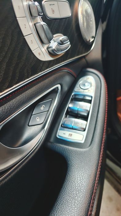 Mercedes-Benz C450 AMG V6 3.0