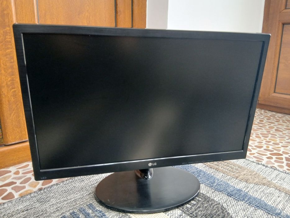 Monitor 22" Full HD