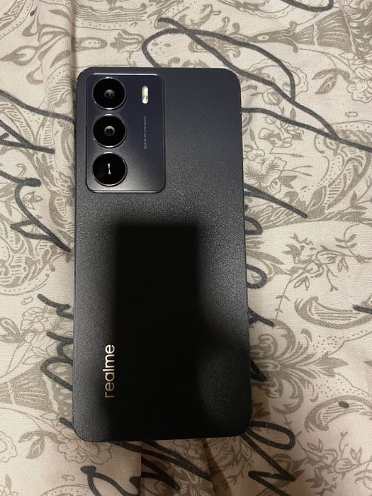 Realme14xpro във много добро състояние работи перфктно