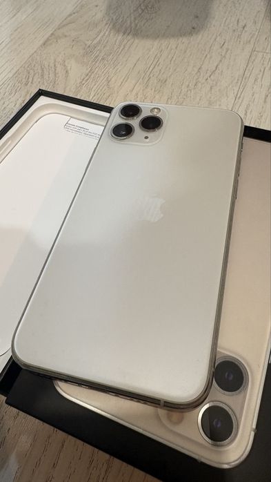 Продам Айфон 11 Pro