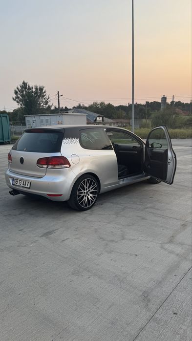Volkswagen Golf 1.4 tsi 122cp