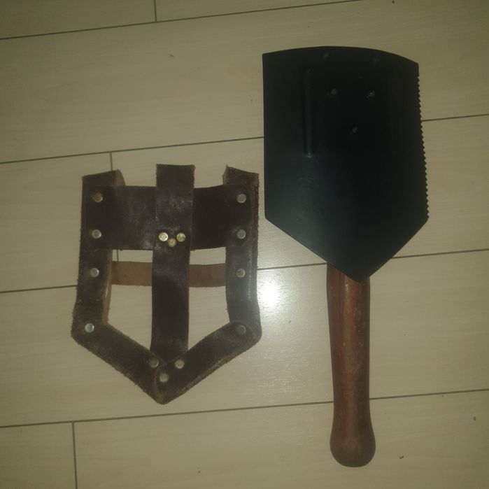 Lopatica FOLOSITA rabatabila militara