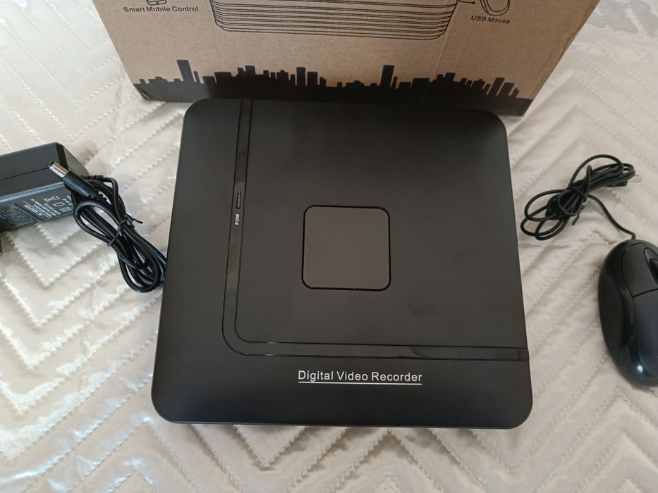 8 канален мрежов видео рекордер с 500GB ,хард диск