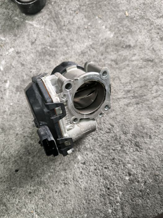 Дросел клапа за Coitroen C4 Cactus 1.6hdi