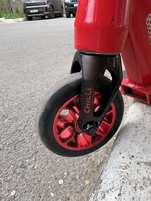 Продам трюковой самокат «FUN4U CHILLI PRO FIRE REAPER»