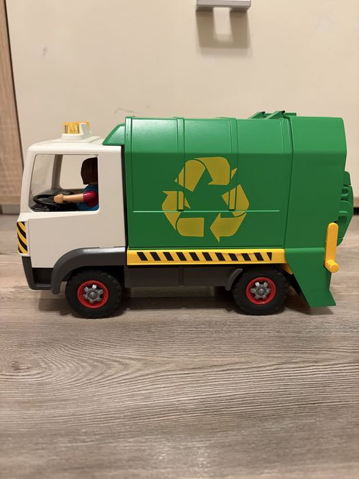 Masina de gunoi Playmobil