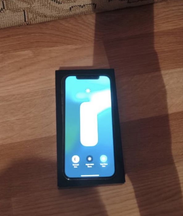 Продам iphone 12 pro комплект