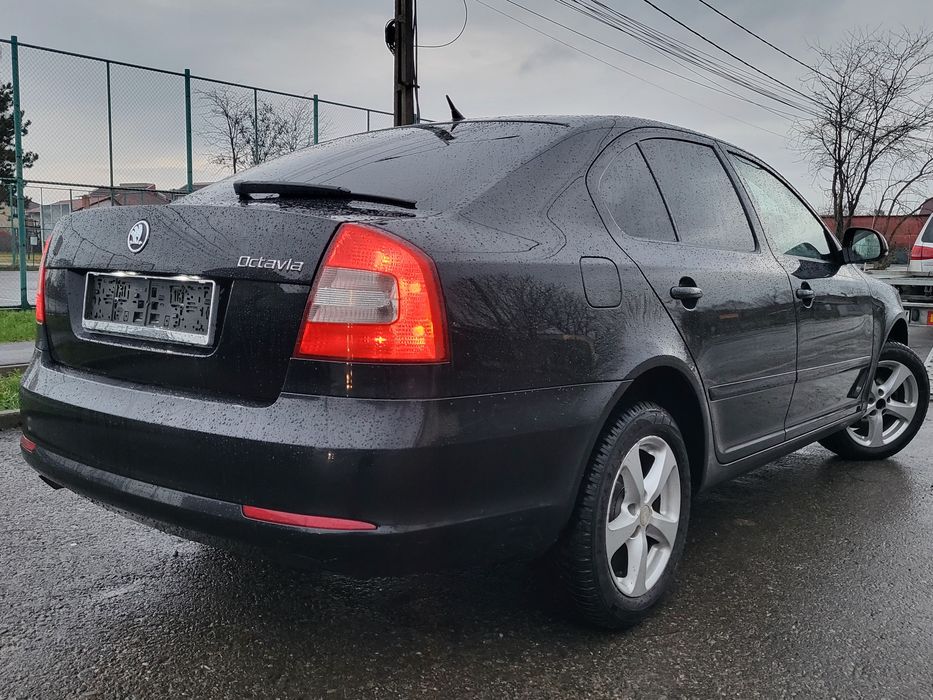 Skoda Octavia Benzina Anul 2009 Navigație Jante Aluminiu