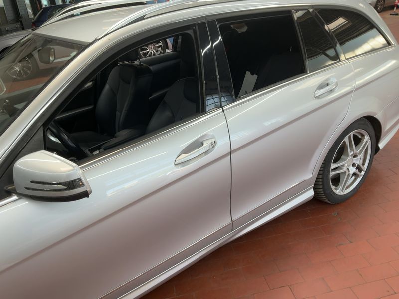 Mercedes-Benz C-Klasse C 200 CDI T BlueEfficiency Avantgarde 2012