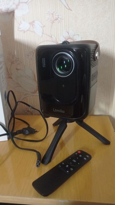 Проектор, для просмотра видео(Umiio)