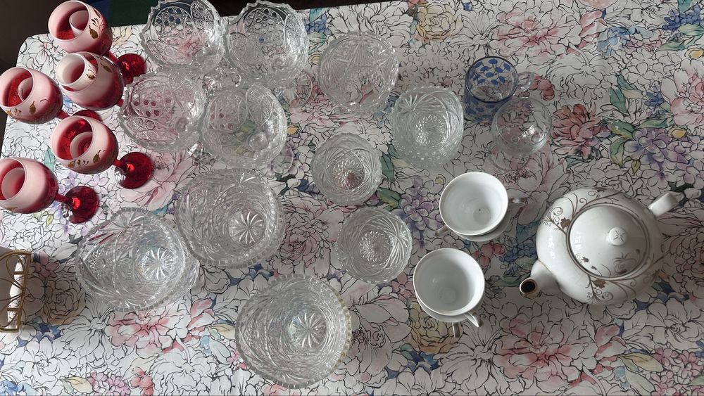 Продам посуду – всё вместе за 15 000 т