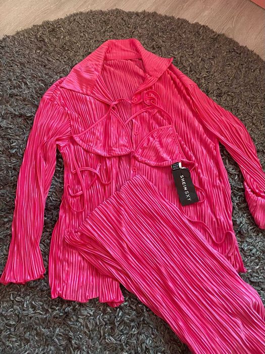 Розов сет от 3 части от Shein