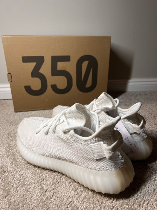 Adiasi Yeezy 41 1/3 si 42