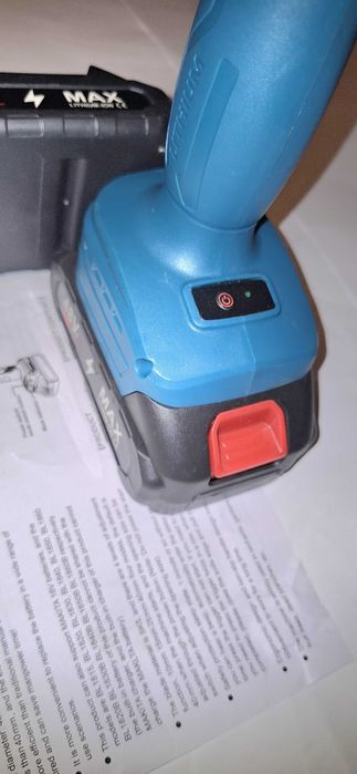 Foarfeca electrica pe acumulatori NOUA PUTERNICA Gradinarit crengi vie