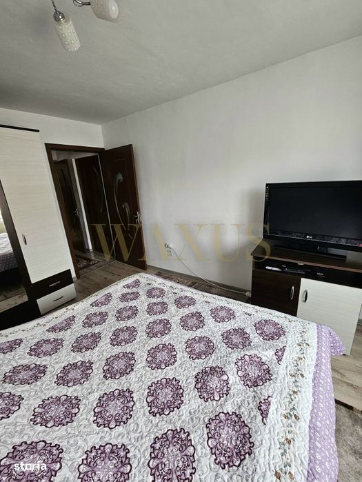 Apartament 4 camere,2 bai ,balcon ,Centru Beclean