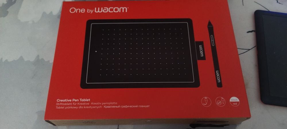 Графический планшет Wacom One Small CTL-472-N