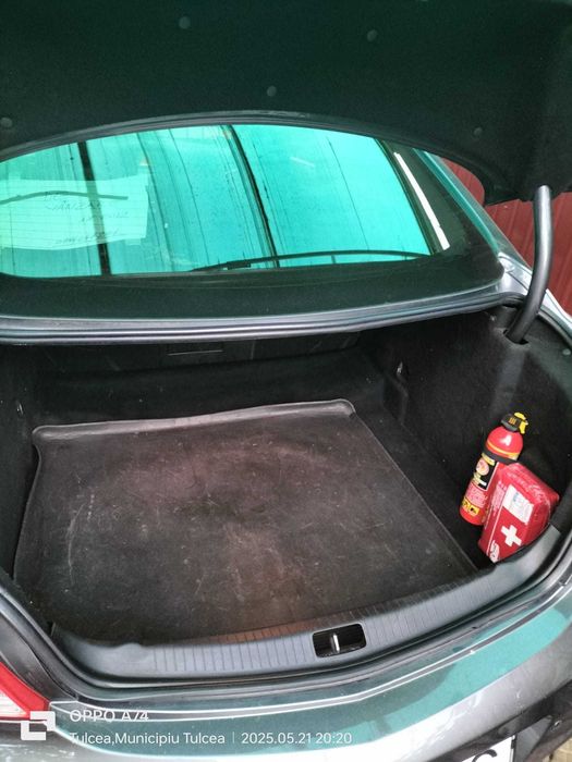 Vând Opel Insignia 2.0.