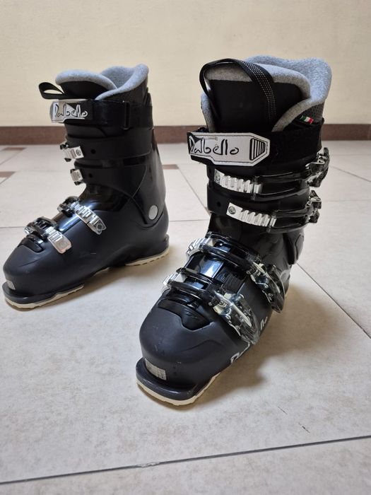 Ботинки для горных лыж