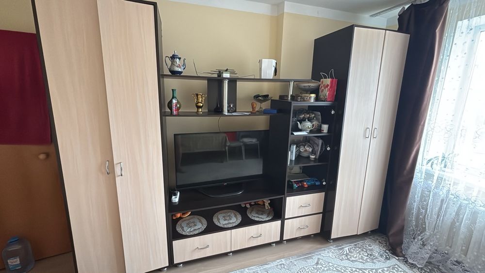 Продам горка, стенка для гостиной