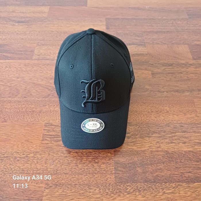 Продам бейсболку