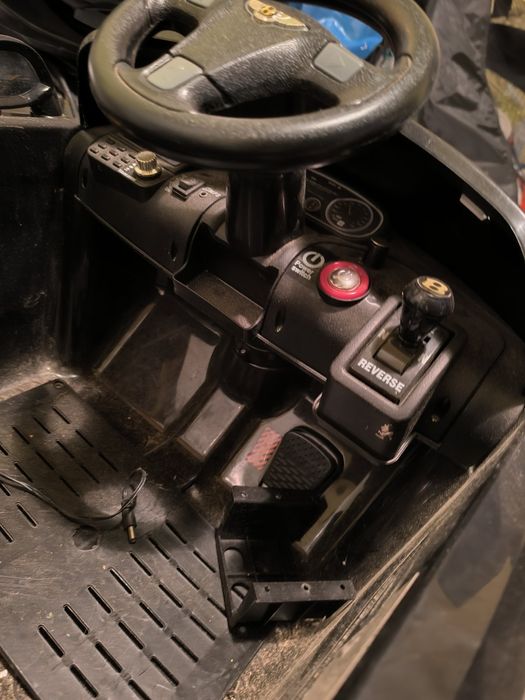 Детска акумулаторна количка Bentley.