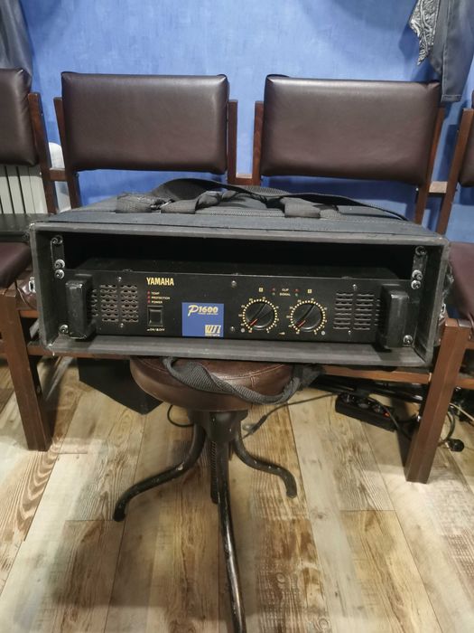 Усилвател 150€ и Рак-чанта 40€