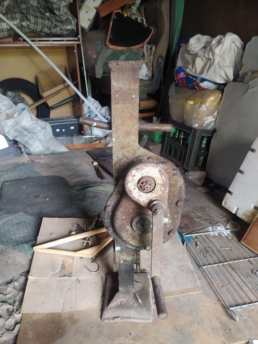 Продам гараж 3*5 с местом.