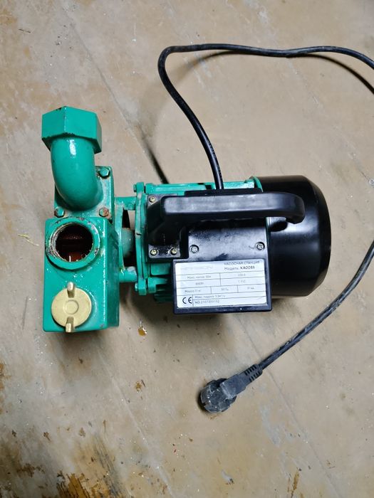 Продам насос в хорошем состоянии