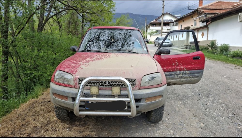 Toyota rav4 1997г.