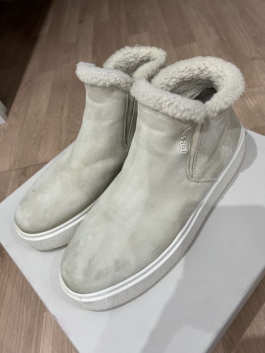 Кроссовки Оригинал в хорошем состоянии