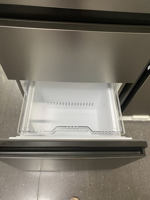 Хладилник с фризер HAIER HTW7620ANMG No Frost 205см, 289л хладилник + 125л фризер, сребрист Wi -Fi