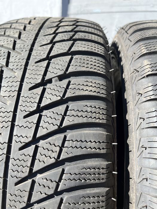 4 бр. зимни гуми 215/60/16 Bridgestone DOT 4516 5-5,5 mm