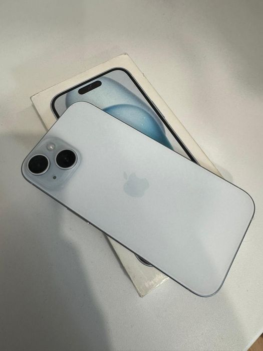 Продам Iphone 15 базовый