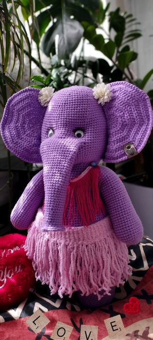 Вязаная игрушка "Слоник Моана"
