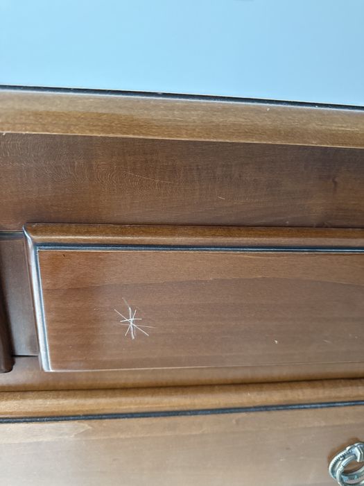 Vand comoda din lemn masiv