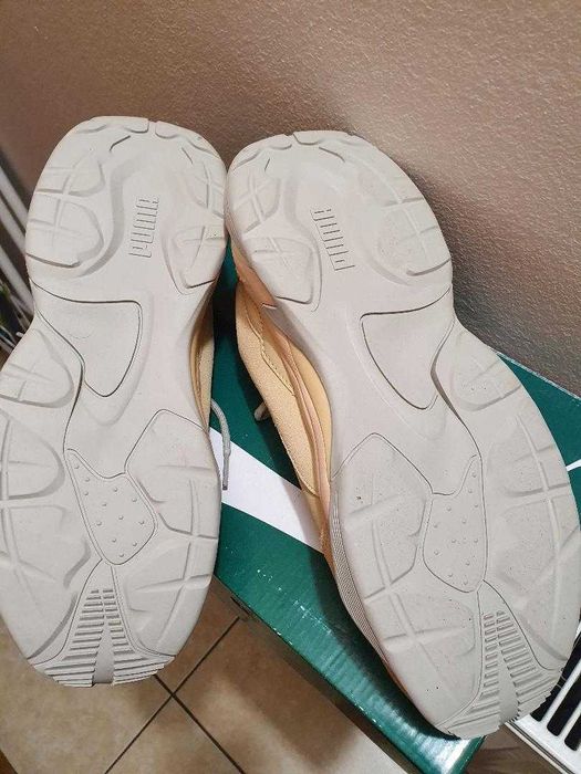 Adidasi dama Puma roz