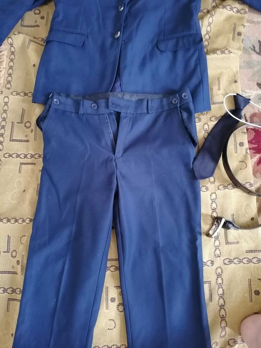 Костюм школьный на 8-10 лет синий