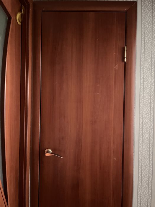 Срочно продам двери