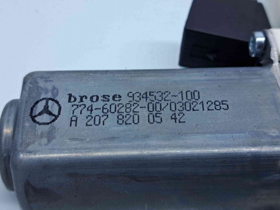 Motoras geam stanga fata Mercedes Clasa E (W207) Coupe [Fabr 2009-2012