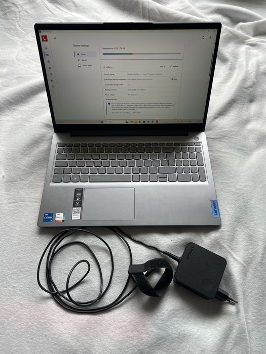 Lenovo IdeaPad 3 15ITL6 | i5-1135G7 | 8GB | 256GB | КАТО НОВ (97% Батерия)