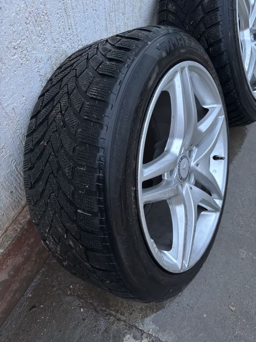 В продаде AMG диски разна широкие