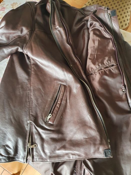 Vând trei geci bărbătești