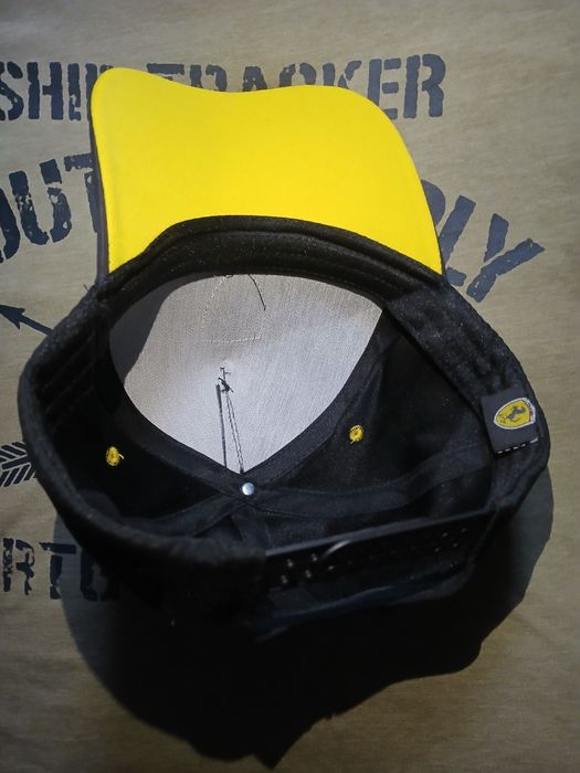 Sapca baseball logo Ferrari