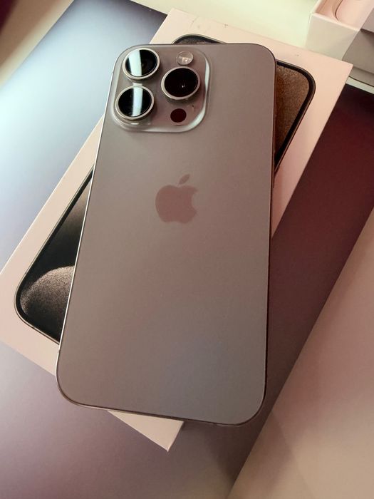 Iphone 15 Pro Titanium