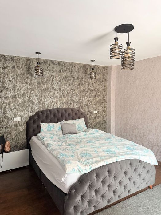 Inchiriez apartament