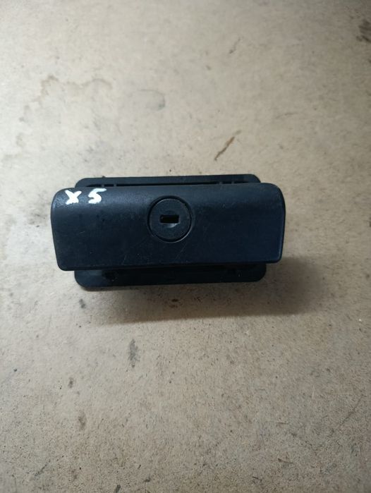 Ручка бардачок БМВ Х5 Е53