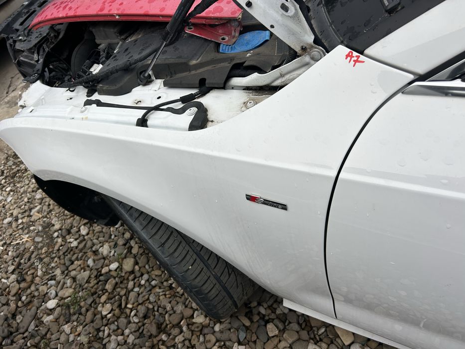 Aripă stânga față Audi A7 2013