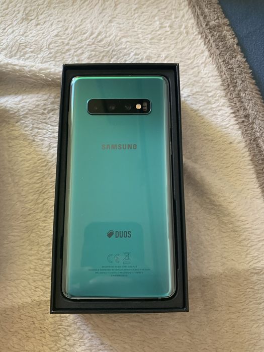 Samsung Galaxy S10 ( display defect + baterie umflata)